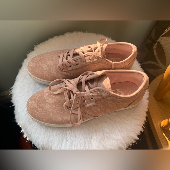 Pink vans - Picture 2 of 2